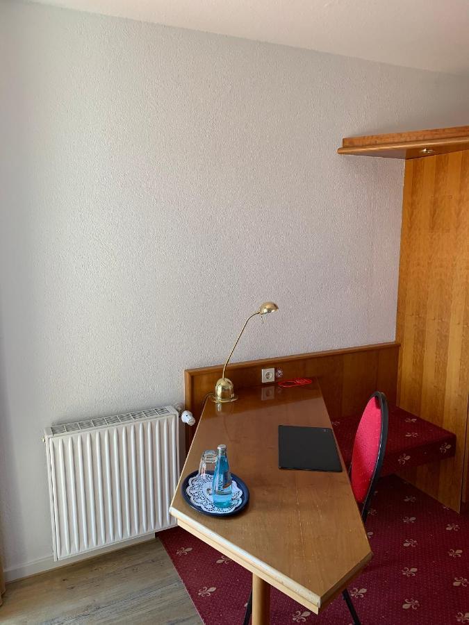 Hotel Erlenbacher Hof Bad Homburg vor der Höhe Buitenkant foto